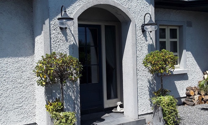 Cuffesgrange Hotel | Ballybur Lodge