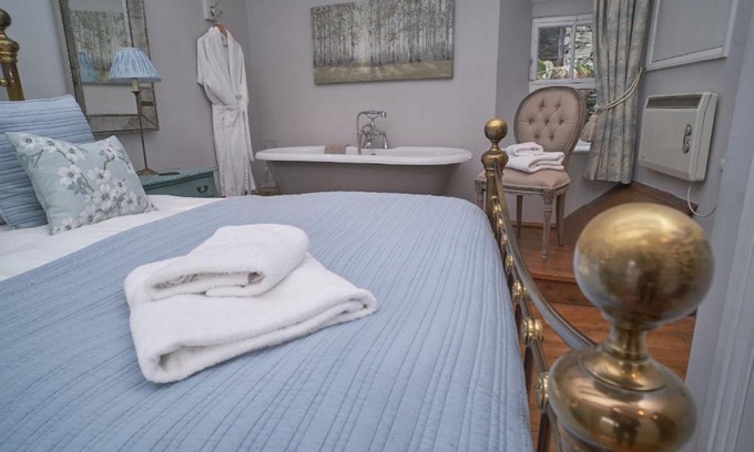 Chapel Stile House | Bank View Chapel Stile ideal for a romantic break in the Langdale Valley