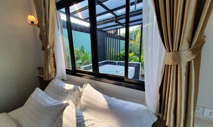 Sattahip Hotel | Bannjamjuree Resort Sattahip