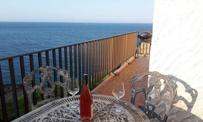 Banyuls-sur-Mer House | Banyuls, house with superb sea view less than 5 min walk from the beach