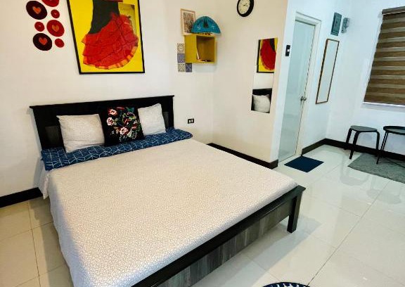 Tagaytay Apartment | Barcelona Unit Tagaytay Wifi/Netflix/Parking