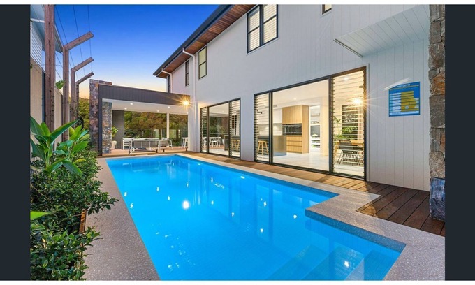 Casuarina House | Barefoot Beachfront @ She Oak - Beachfront 5bed home
