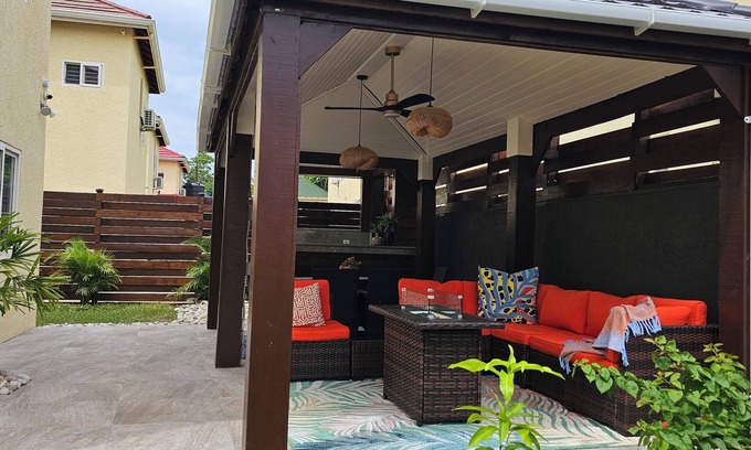 Great Pond House | Barefoot Jamaica Escapes: Luxury Stay, Authentic Experiences-Breakfast Included