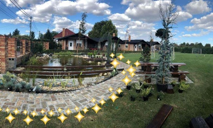 Korostetetlen House | Barna Bár Motel&Apartman