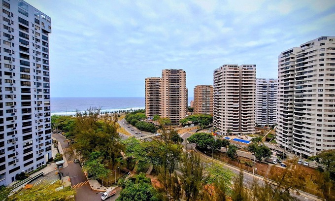 Barra da Tijuca Apartment | Barra Max - Garage, Beach and Comfort