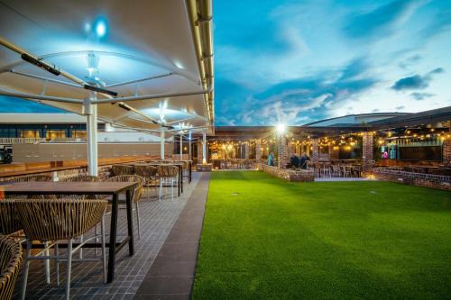 Barrack Heights Resort | Barrack Point Holidays