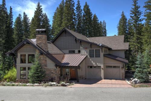 Salt Lake Mountain Resorts House | Basecamp