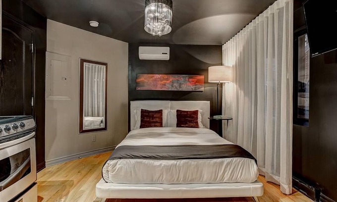 Downtown Montreal Apartment | Basement-Studio 004 Drummond By BouticStay