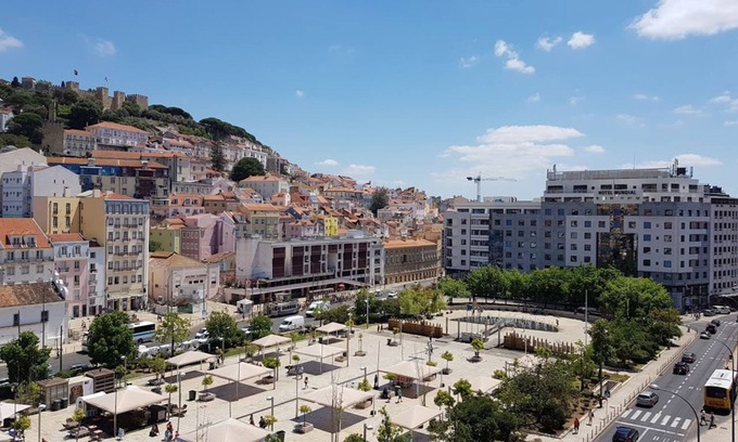 Lisbon Old Town Apartment | Basement with Windows in the Center of Lisbon - Free WIFI