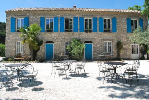 Fontaine-de-Vaucluse Apartment | Bastide De La Lézardière