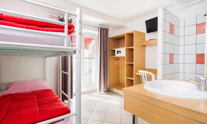 Bercy Hostel | Bastille Hostel
