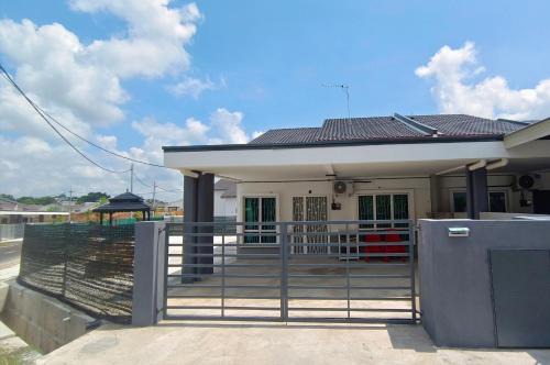 Temerloh House | BAUNG GUEST HOUSE TEMERLOH