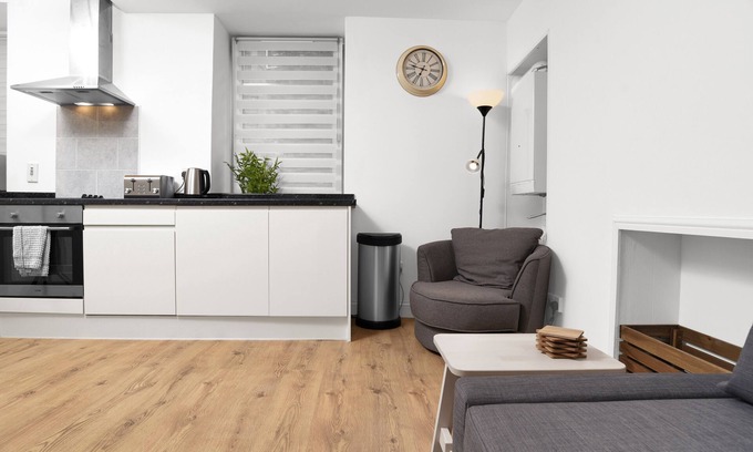 Dundee Apartment | Baxter Park City Base