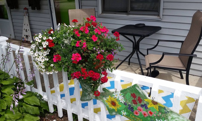 Frankfort Hotel | Bay Port Lodging