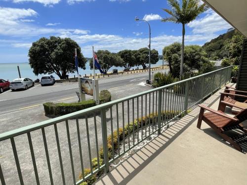 Paihia Hotel | Bay Sands Seafront Studios