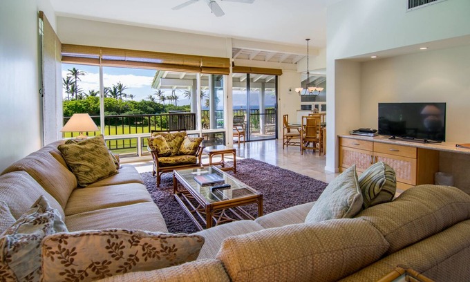 Kapalua Hotel | Bay Villas Gold Ocean View 1 Bedroom at The Kapalua Villas Maui, Kitchen