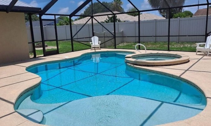 Rockledge House | Bayberry Breeze: 3B/2B Pet Friendly Private Pool Home