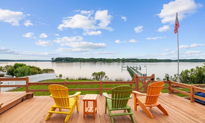 Reedville House | Bayfront Oasis with Heated Pool, Hot Tub & Playground! Family & Pet friendly!