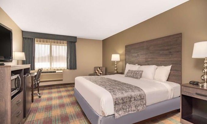 Baldwin Hotel | Baymont by Wyndham Baldwin