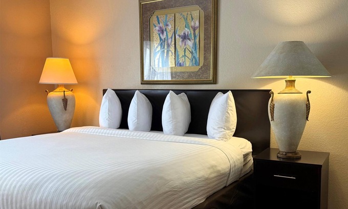 Plainfield Hotel | Baymont by Wyndham Plainfield/Indianapolis Arpt Area