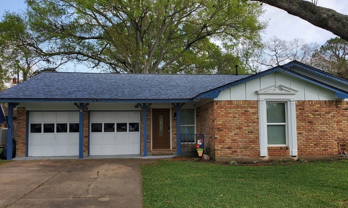 League City House | Bayou Cottage: Quaint 4 Bed house near NASA/Kemah