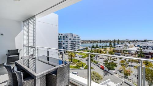 Mandurah Apartment | Bayview 701