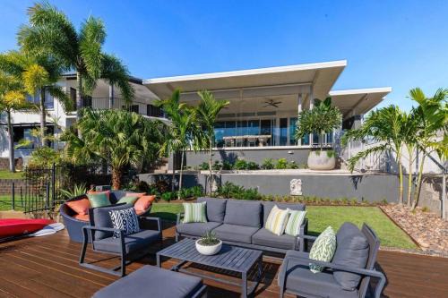 Bayview Apartment | Bayview Paradise with Private Pool-Marina Deck