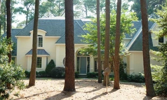 Bay Ridge House | Bayview Point-BEACHFRONT/BAYFRONT Sleeps 12