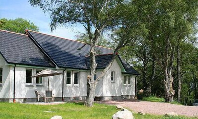 Glen Urquhart Cottage | BCC Lochness Cottages