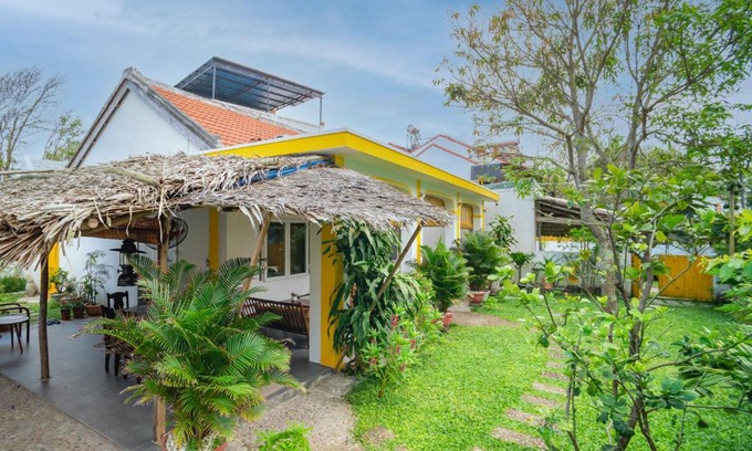 Cam An Villa | Be's Beach House An Bang