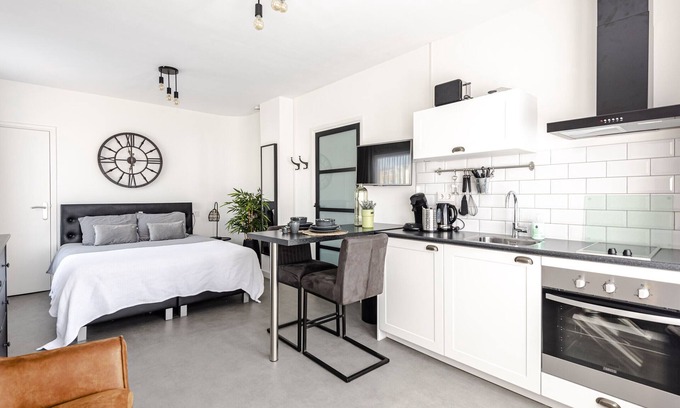 Zandvoort Apartment | Beach and Dunes Studio