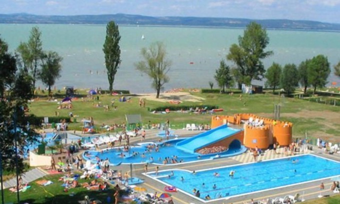 Balatonlelle Apartment | Beach Ap.4 - Two Bedroom Apartment, Sleeps 4