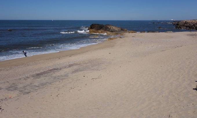 Canidelo Apartment | Beach apartment with sea view only 15 minutes away from Porto center and 100mts