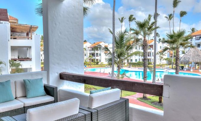 Bavaro Apartment | Beach Apartment 10mbps internet and Smart TVs