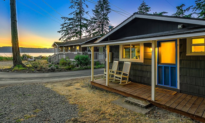 Camano Island Cabin | Beach Bungalow Close to Sundin Beach – North End of Camano Island