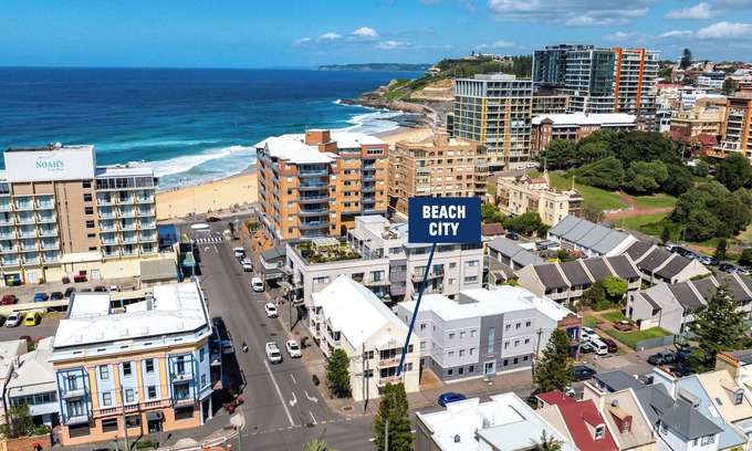 Newcastle East Apartment | "Beach City"-ACE location-2BR+2 Bath+Garage-80m to beach+5 star😍