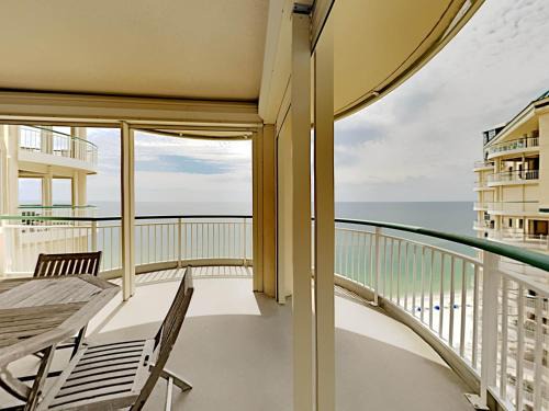 Ono Island Apartment | Beach Colony Towers Penthouse #1D 16D