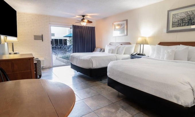 Litchfield by the Sea Apartment | Beach Dreams, Pool View Room, 1st Floor sleeps 4
