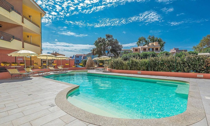 Santa Teresa di Gallura Apartment | Beach front apartment