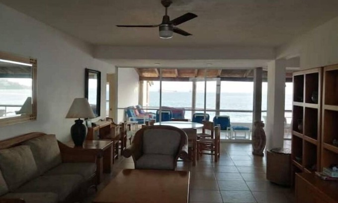Manzanillo Condo | Beach Front 3 Bedroom Condo, Great Location & best beach.