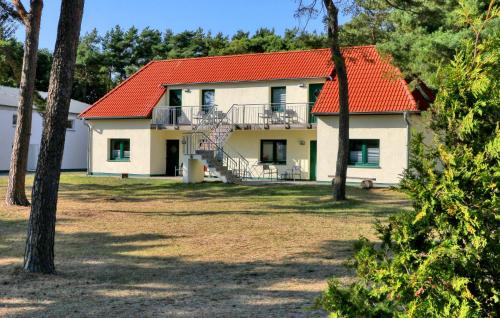 Altenkirchen Apartment | Beach Front Apartment In Altenkirchen With Wifi