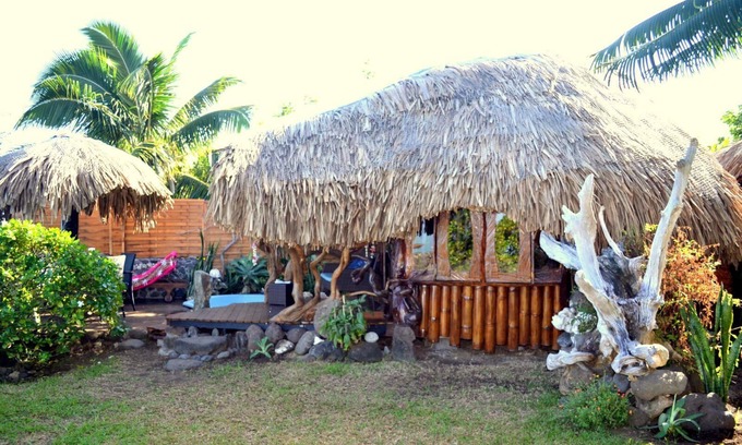 Tahiti Villa | beach front bungalow in paea tahiti