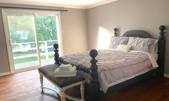 Plympton-Wyoming House | Beach Front Oasis
