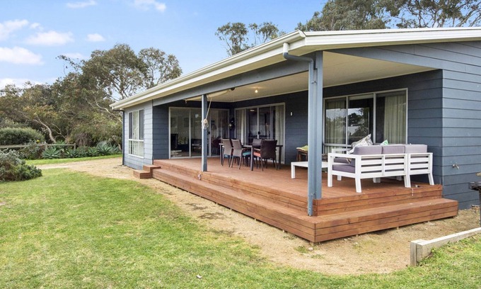 Carrickalinga House | Beach Fun - 11 Broadbeach Drive