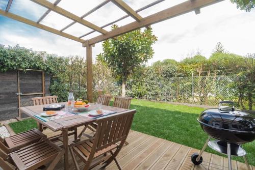 Carcavelos Apartment | Beach & Garden in Carcavelos