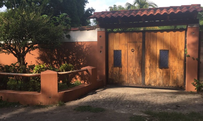 La Libertad House | Beach Home in Playa Palmarcito - surfing, seafood and serenity