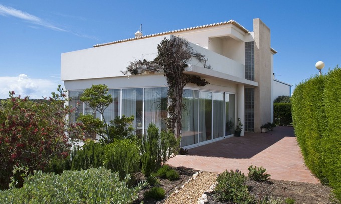 Carrapateira Villa | Beach House in Carrapateira - Ideal for Families with Children, Surf Paradise