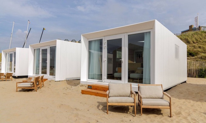 Zandvoort Ski Chalet | Beach House in Zandvoort with Sea View