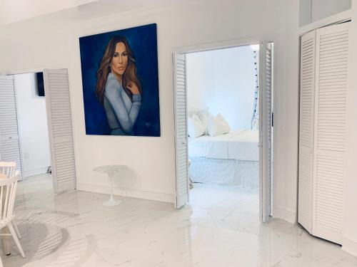 Flamingo/Lummus Apartment | Beach house -magic SoBe 209