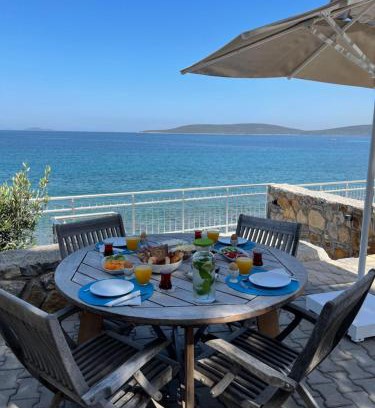 Bodrum House | Beach House With Direct Access to Private Beach Near Bodrum